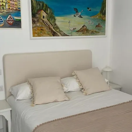 Guest house Casa Elisa 3*